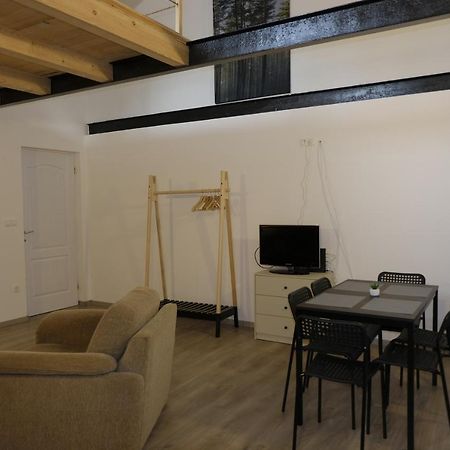 Kajari Apartmanhaz Balatonfokajar Ngoại thất bức ảnh