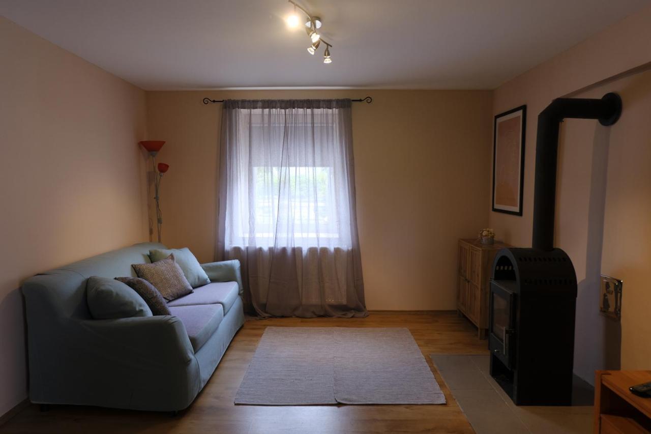 Kajari Apartmanhaz Balatonfokajar Ngoại thất bức ảnh